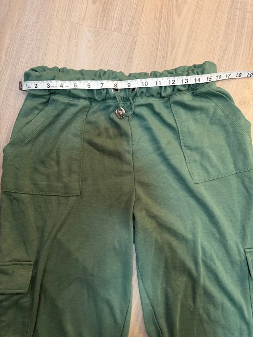 Woman Within Olive Green Pull on Knit Cargo Pants. Sz M
